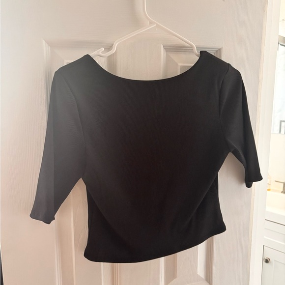 Express Body Contour High Compression Sweetheart Neckline Tee - Picture 6 of 6